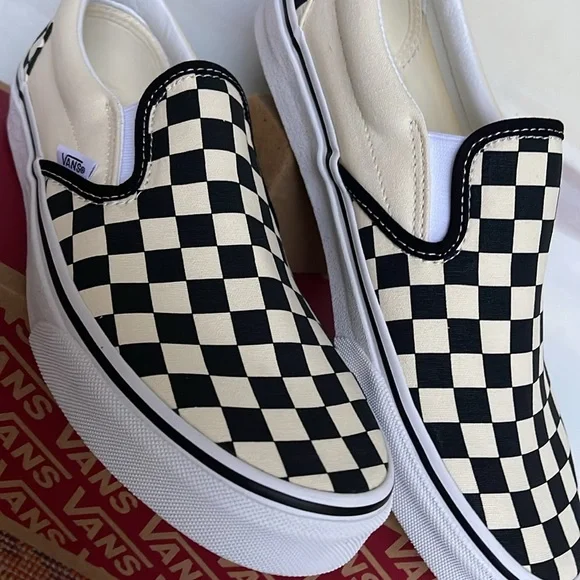 Vans WMNS Classic Slip-On BIk&Whtchckerboard/WhtVN000EYEBWWSneakers